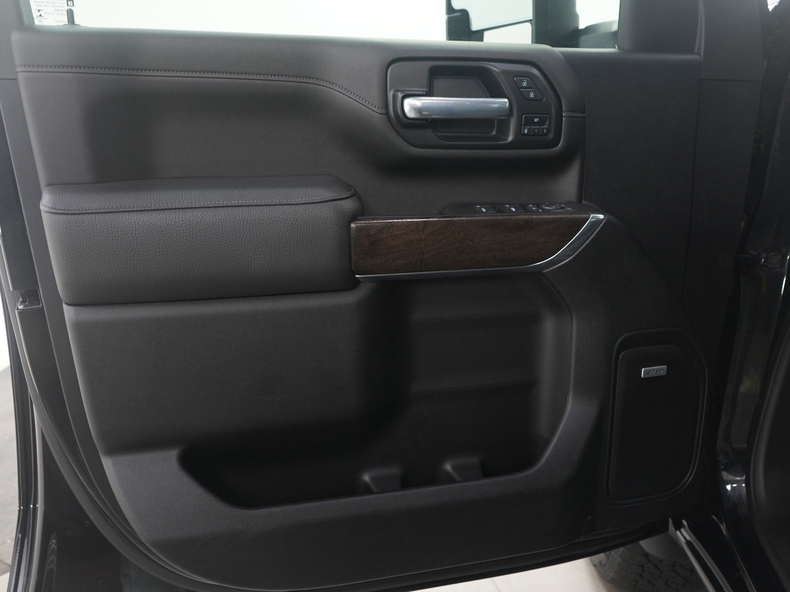Used 2021 GMC Sierra 2500 Denali w/ Denali Ultimate Package image 22