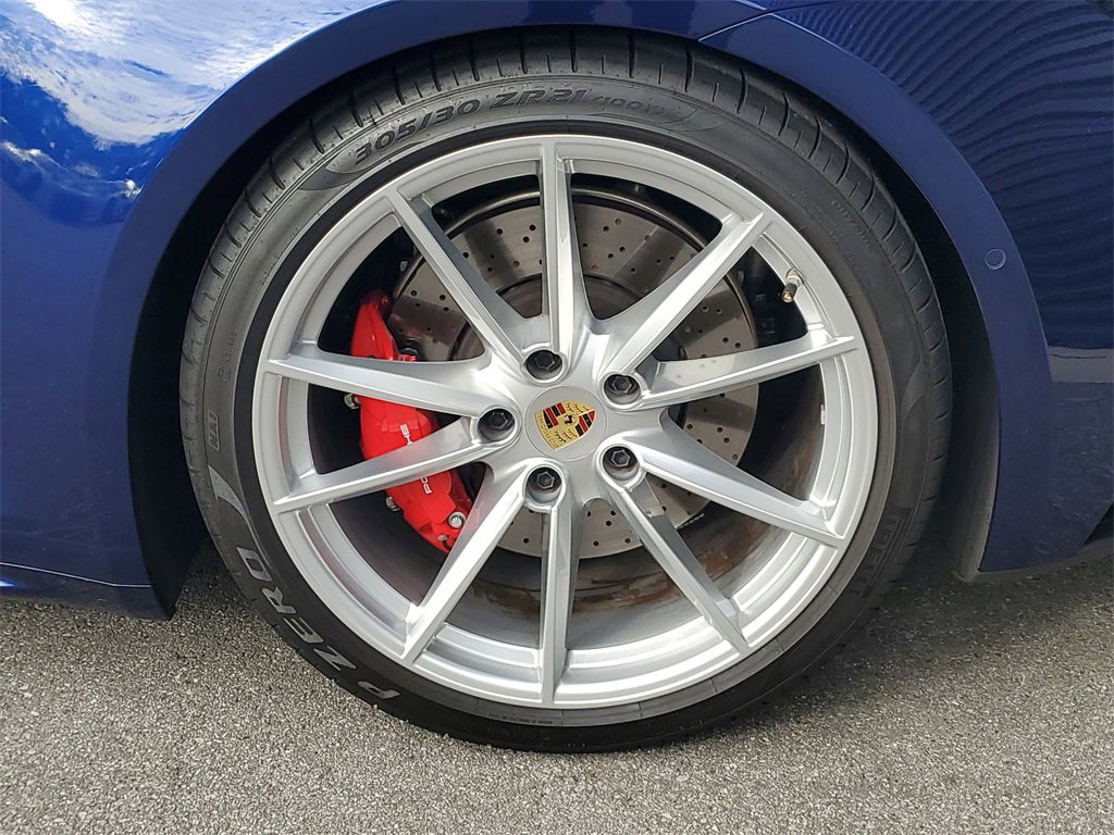 Used 2024 Porsche 911 Carrera GTS image 12