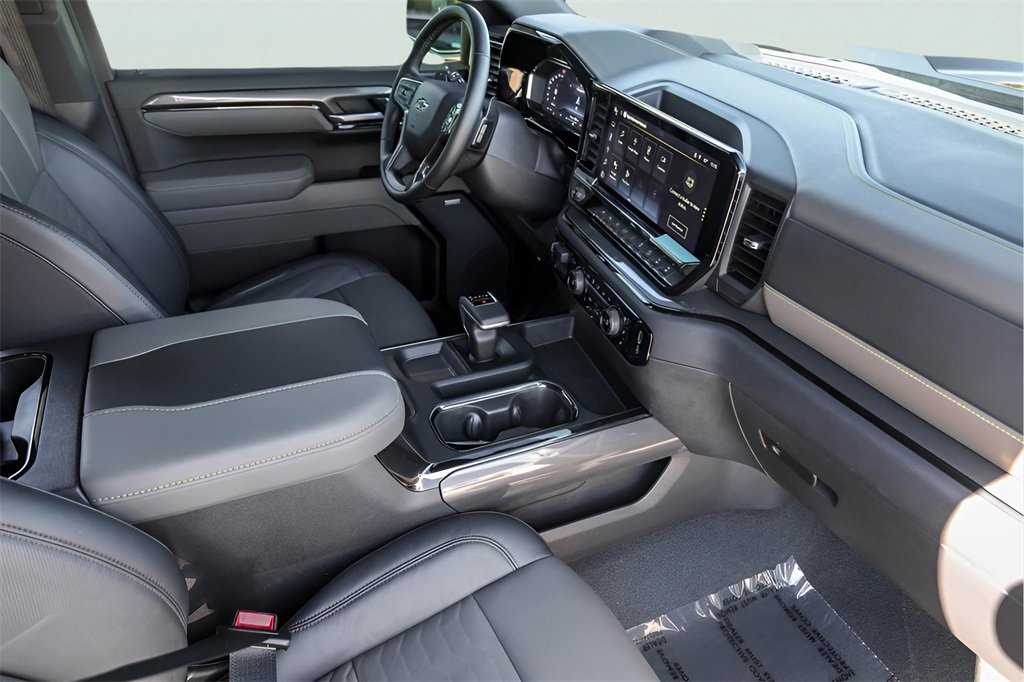 Certified 2025 Chevrolet Silverado 1500 ZR2 w/ Technology Package image 33