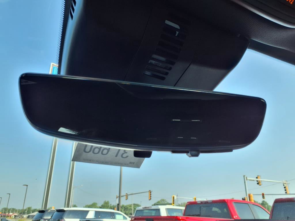 New 2026 Chevrolet Traverse LT w/ Enhanced Driving Package image 14