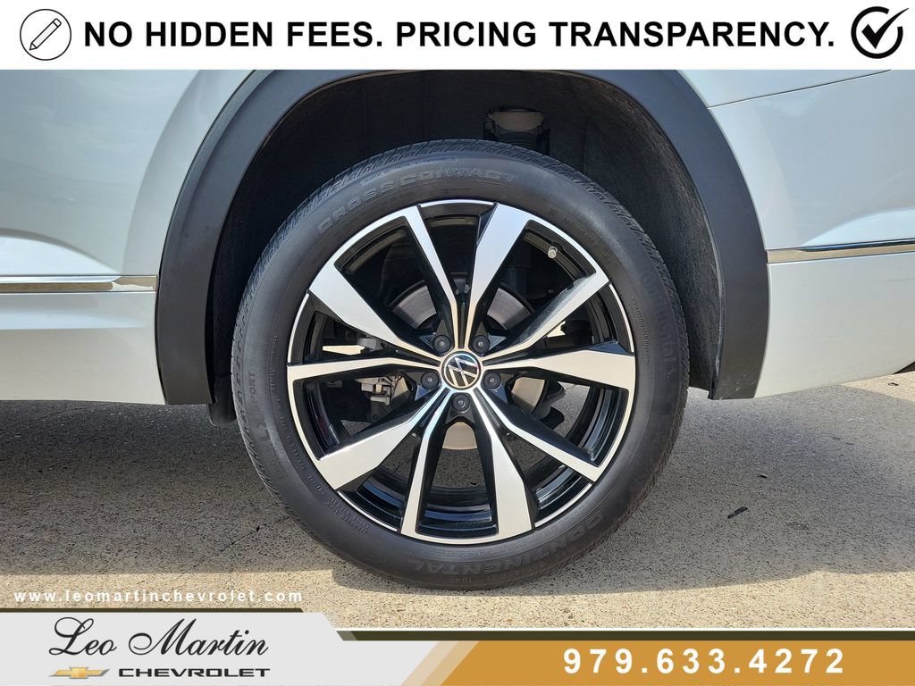 Used 2024 Volkswagen Atlas SEL Premium R-Line AWD/4WD image 7