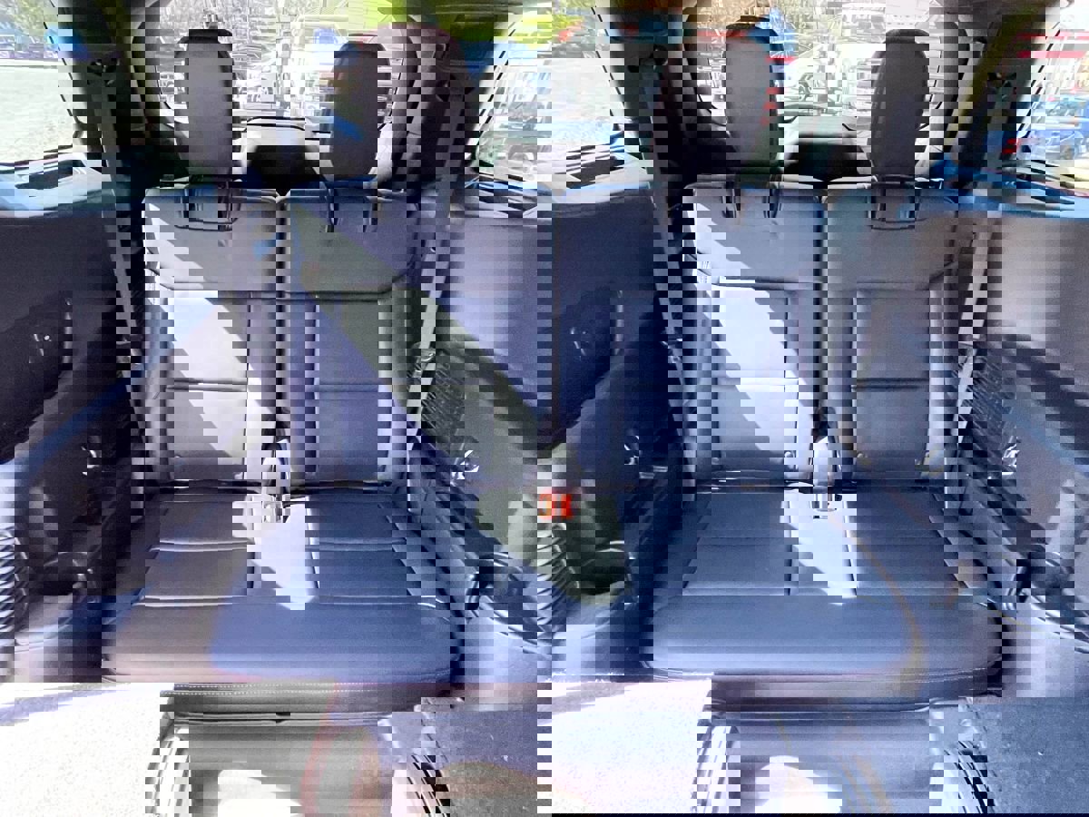 Used 2025 Ford Explorer ST w/ Sun And Sound Package image 14