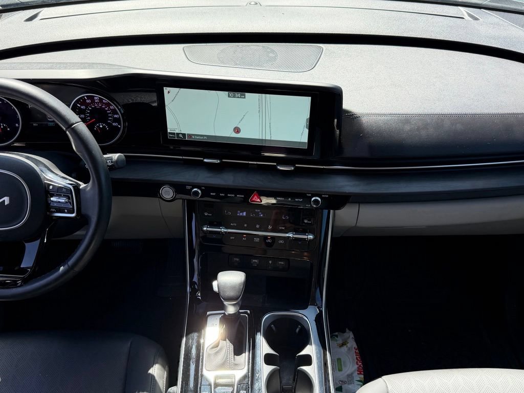 Used 2022 Kia Carnival SX FWD image 11