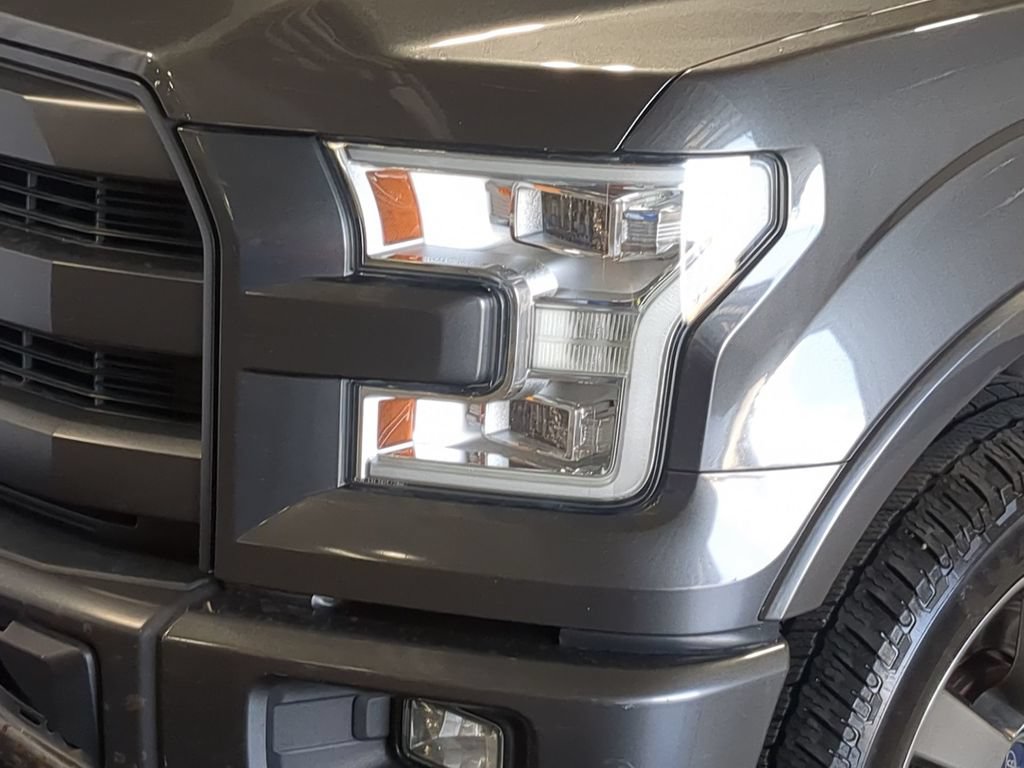 Used 2015 Ford F150 Lariat w/ Equipment Group 502A Luxury AWD/4WD image 14