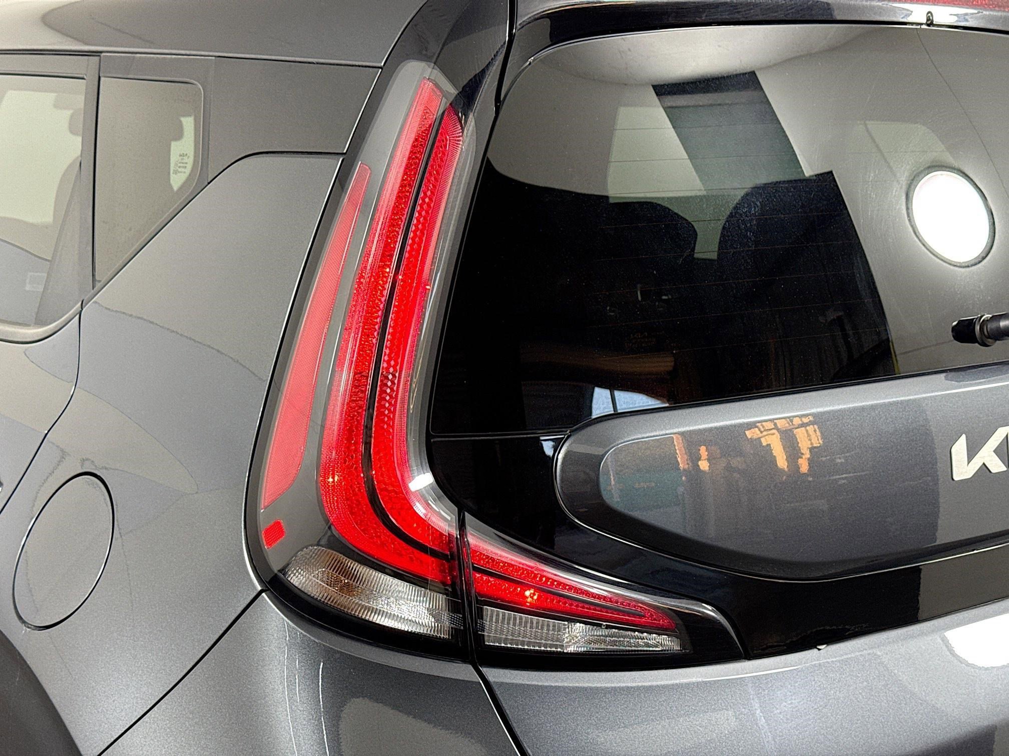 Used 2024 Kia Soul LX w/ Option Group 015 image 35