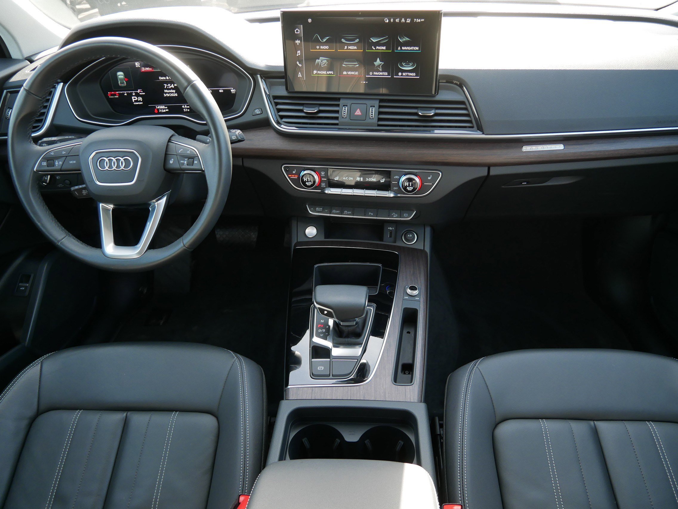 Used 2025 Audi Q5 2.0T Premium w/ Convenience Plus Package image 19