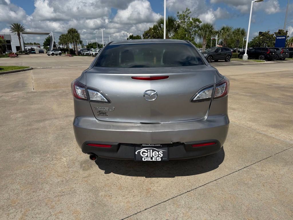 Used 2011 MAZDA MAZDA3 i Touring FWD image 4