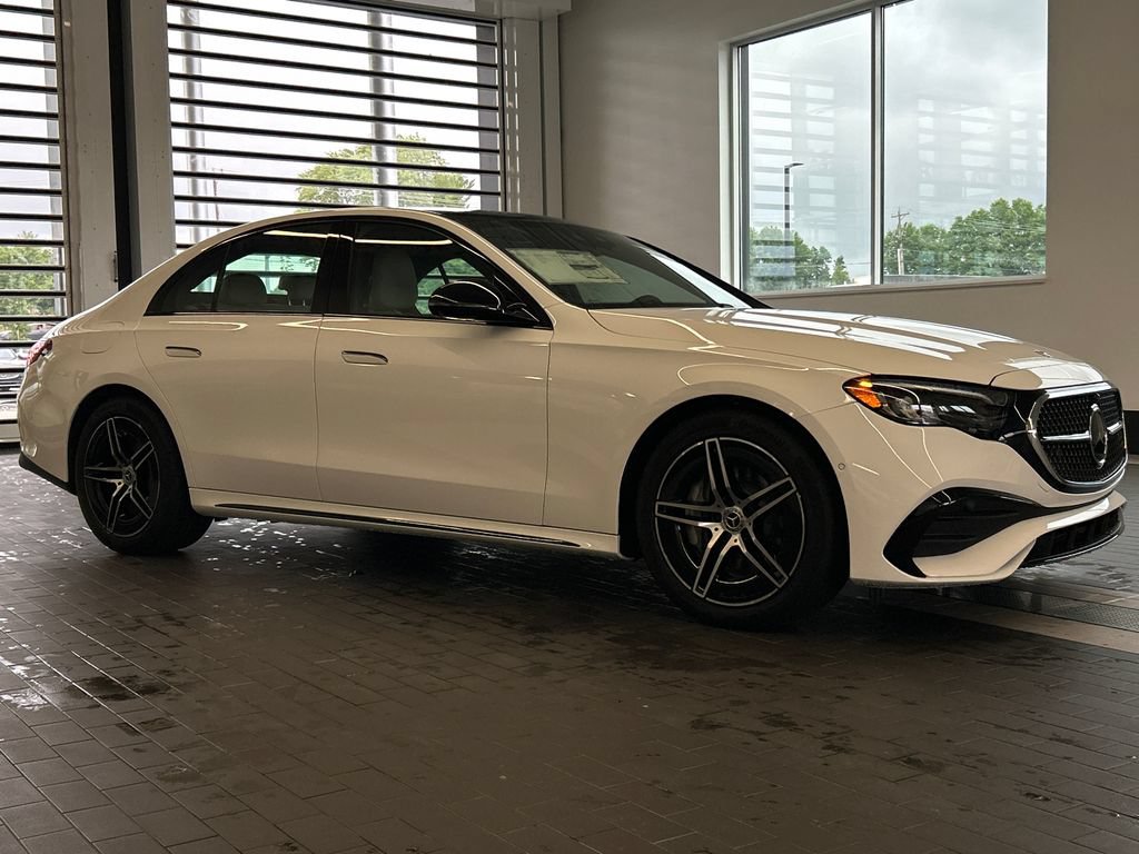 New 2027 Mercedes-Benz E 450 4MATIC Sedan image 2