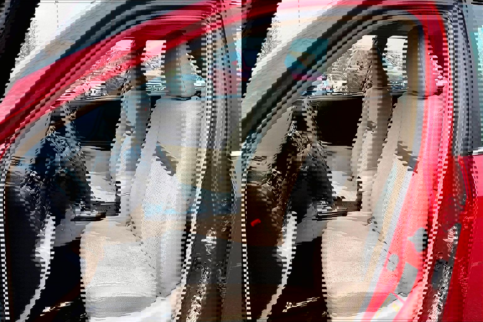 Used 2012 Toyota Camry LE image 23