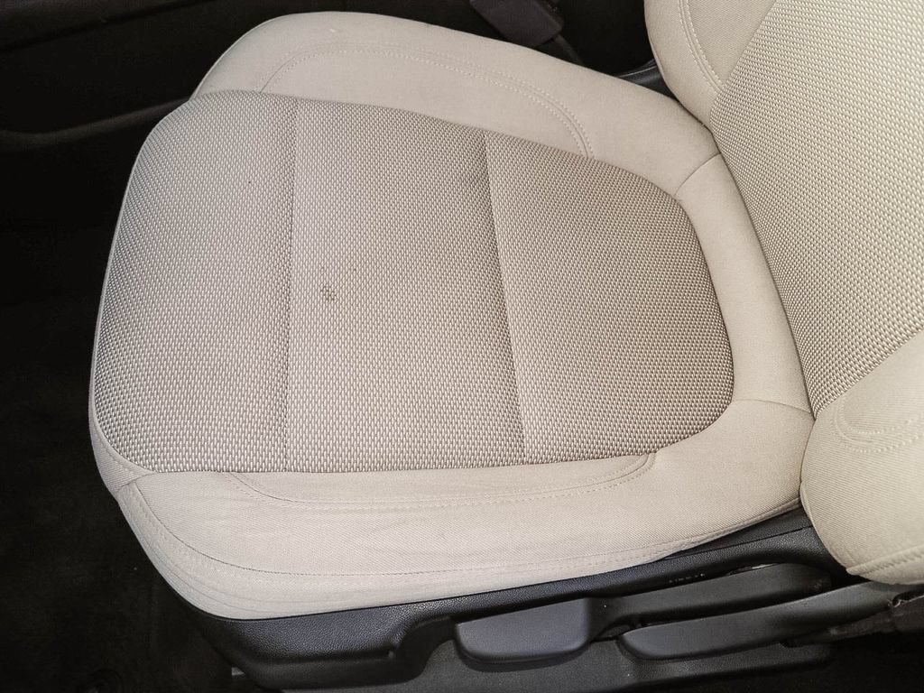 Certified 2023 Chevrolet Traverse LS w/ Safety Package FWD image 23