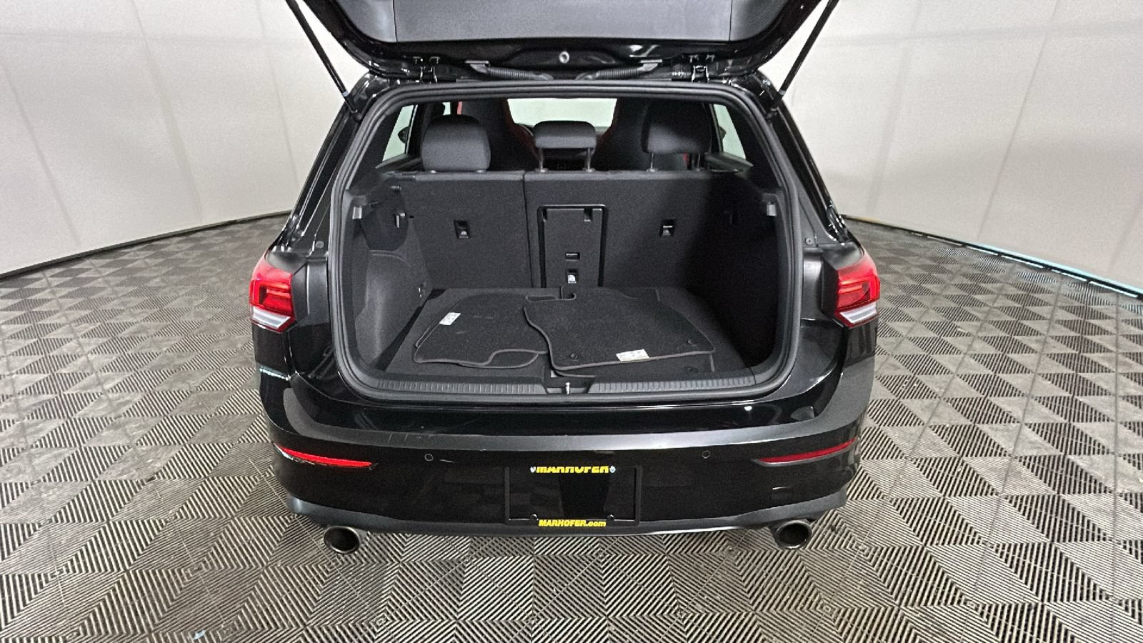 Used 2024 Volkswagen GTI S FWD image 30