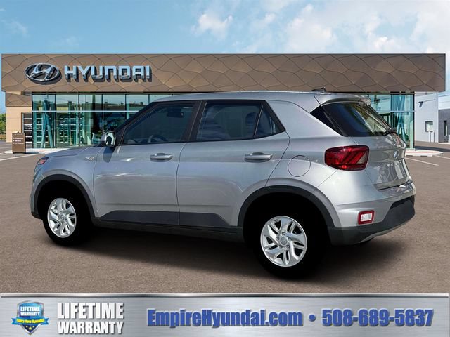 New 2026 Hyundai Venue SE FWD image 4