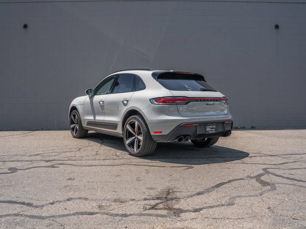 Used 2026 Porsche Macan S AWD/4WD image 3