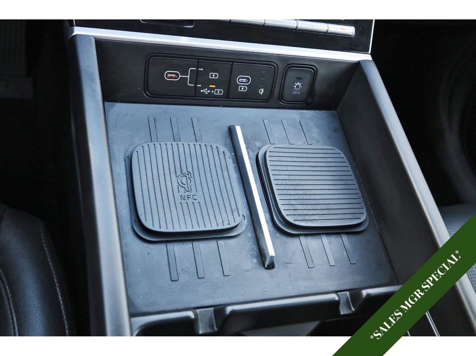 Used 2024 Hyundai Santa Fe Limited image 28