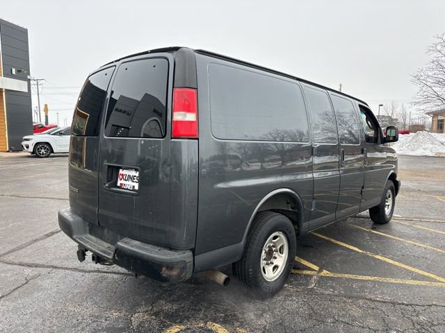 Used 2016 Chevrolet Express 2500 image 10