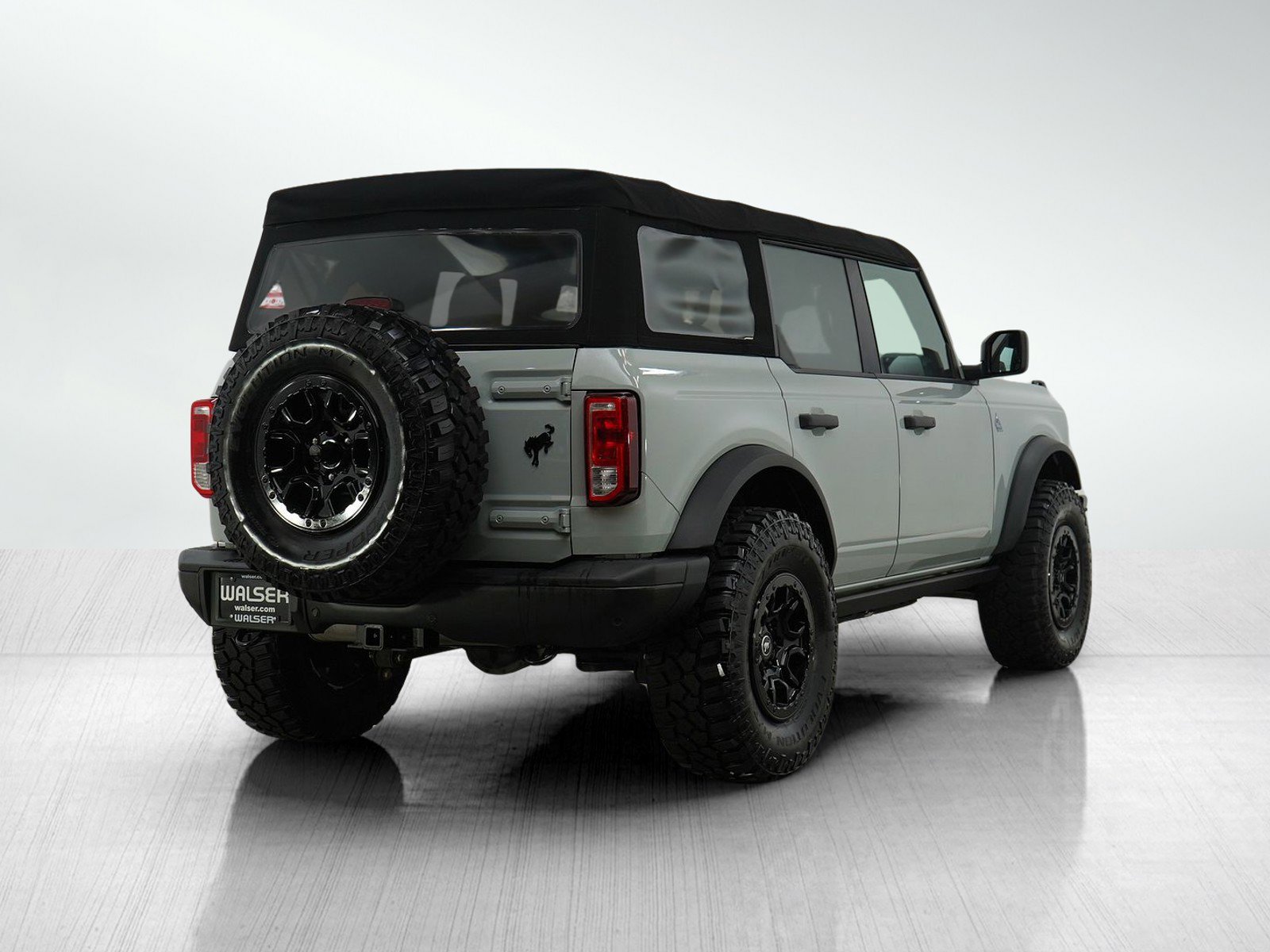 Used 2021 Ford Bronco Black Diamond image 5