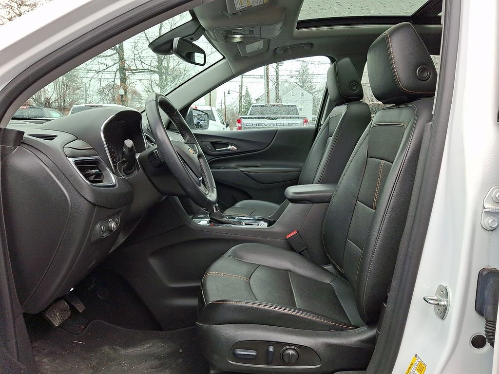 Used 2023 Chevrolet Equinox Premier image 13