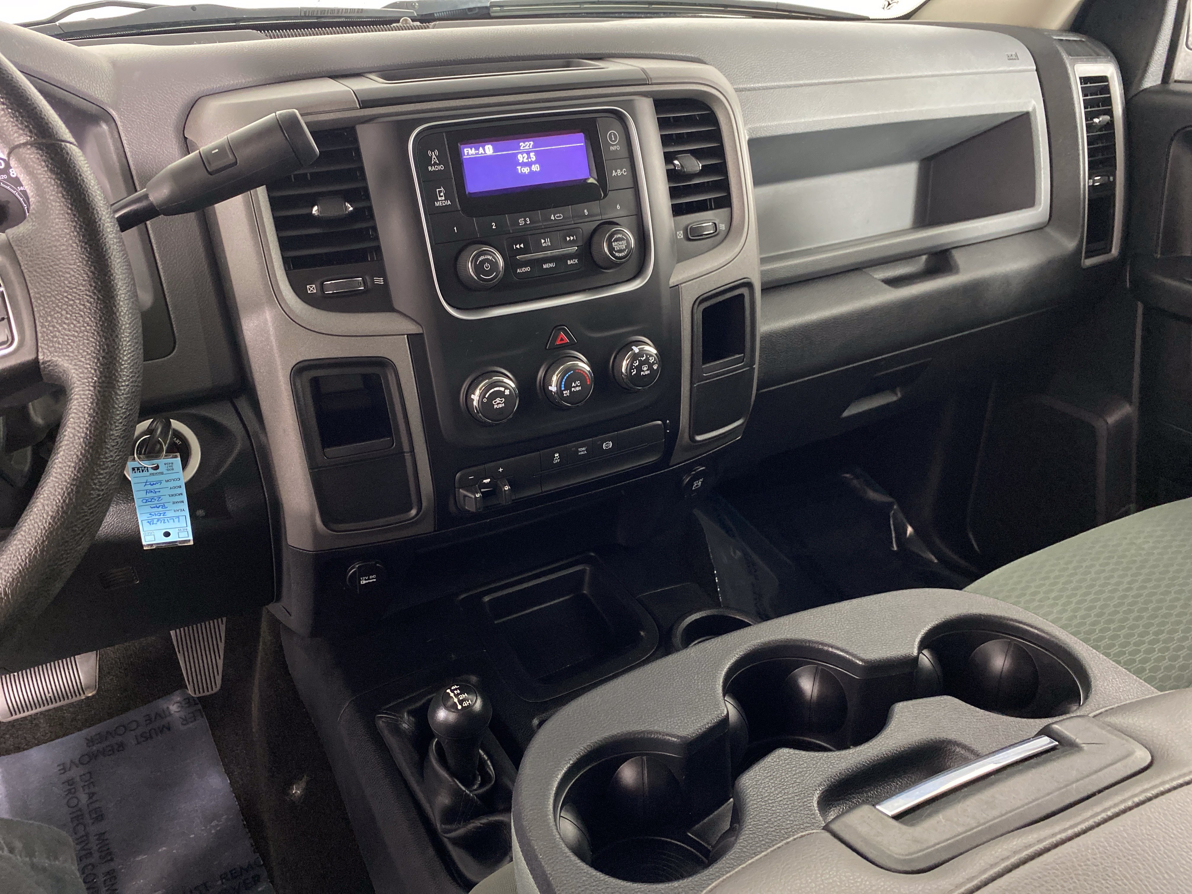Used 2015 RAM 2500 Tradesman w/ Chrome Appearance Group AWD/4WD image 23