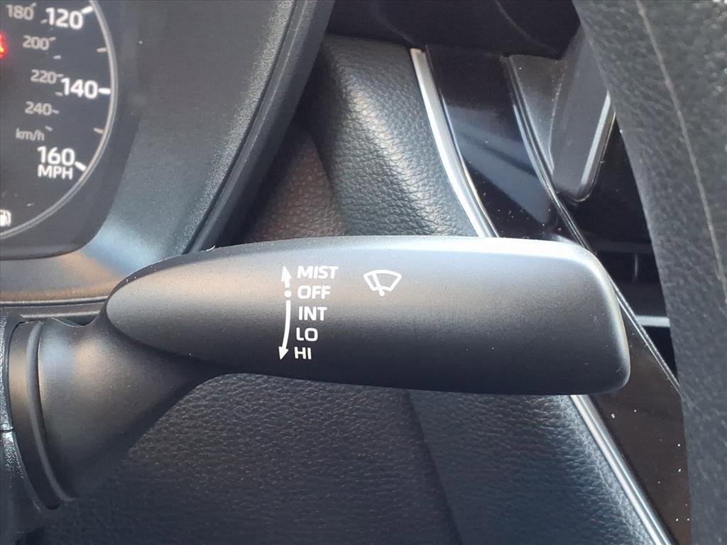 Used 2025 Toyota Corolla LE image 27