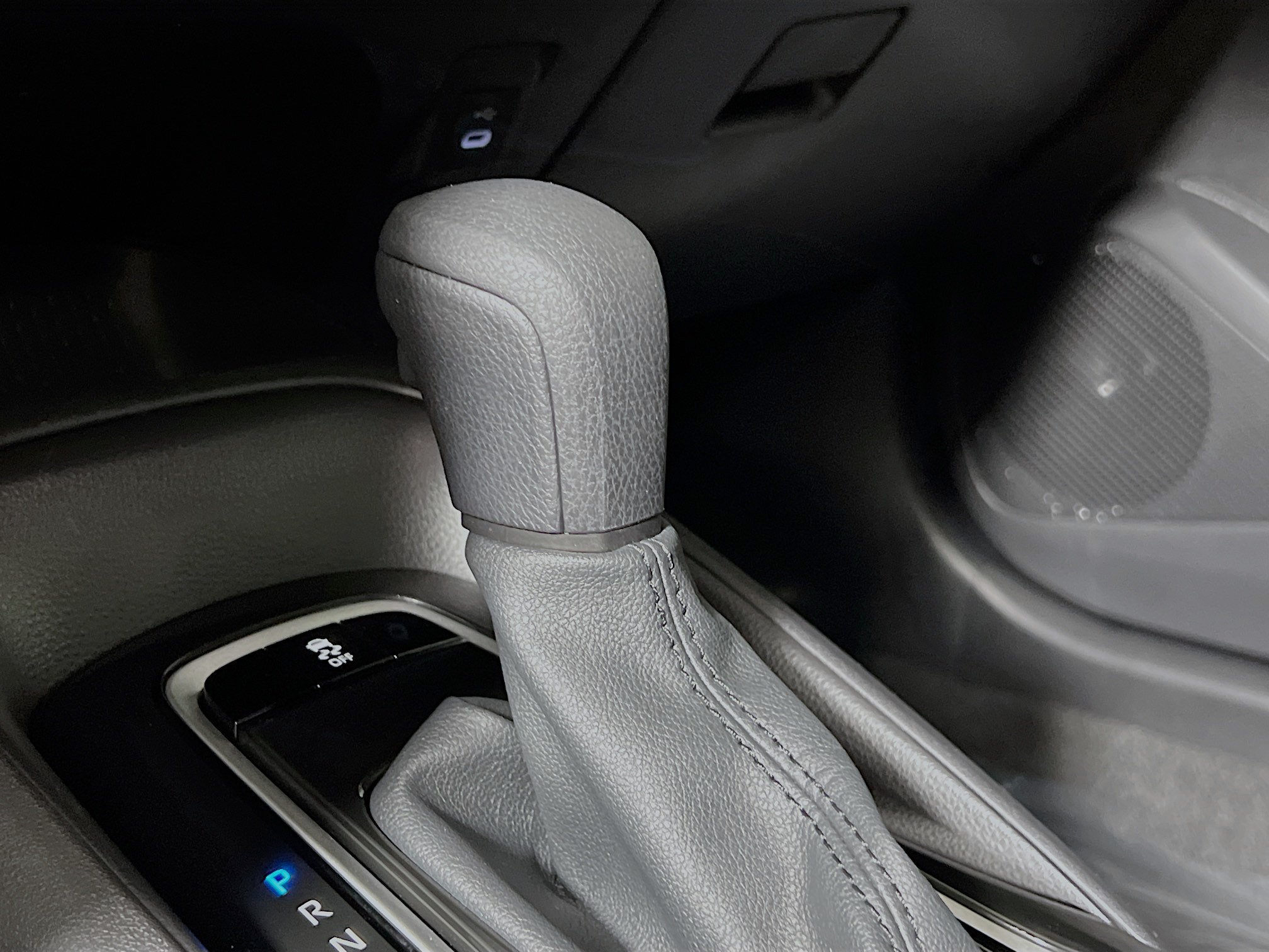 Used 2025 Toyota Corolla LE FWD image 24