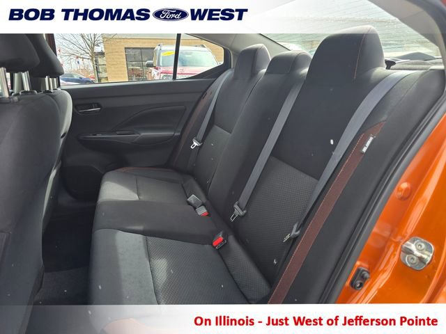 Used 2021 Nissan Versa SR w/ Convenience Package image 12