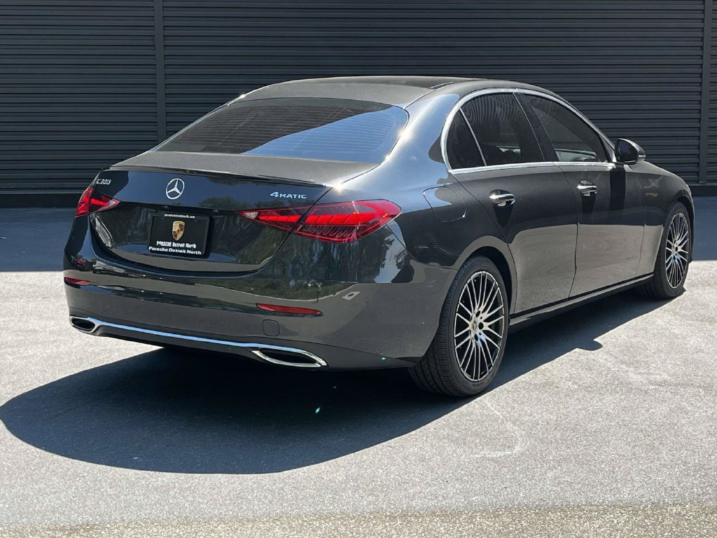 Used 2022 Mercedes-Benz C 300 4MATIC Sedan image 5