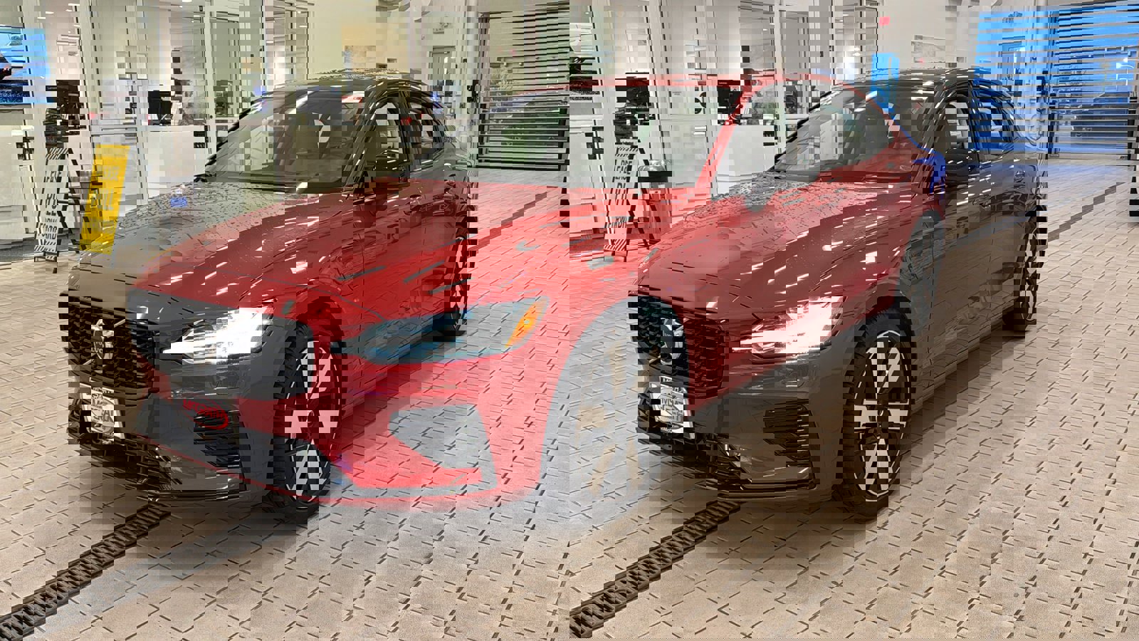 Certified 2024 Volvo S60 T8 Ultimate image 9