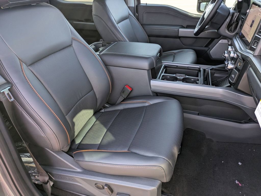 New 2026 Ford F250 Lariat w/ FX4 Off-Road Package image 20