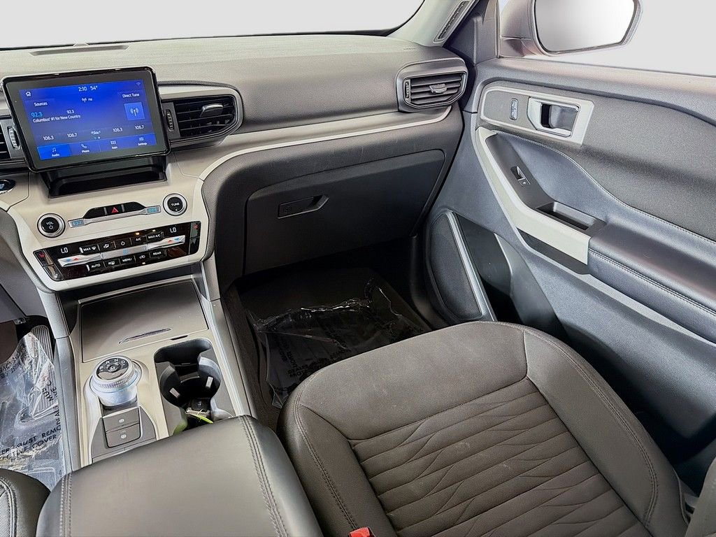 Used 2020 Ford Explorer XLT w/ Comfort Package image 27