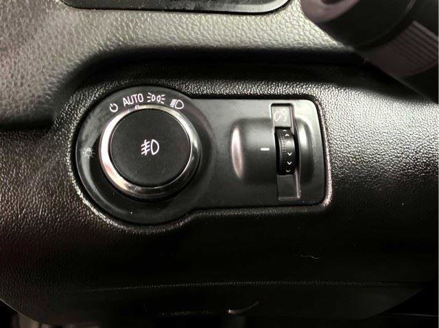 Used 2017 Buick Regal FWD image 27