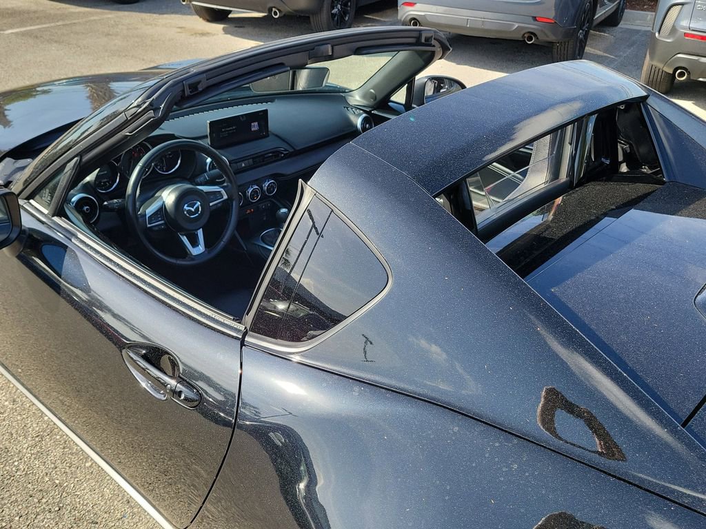 Used 2024 MAZDA MX-5 Miata RF Grand Touring RWD image 11