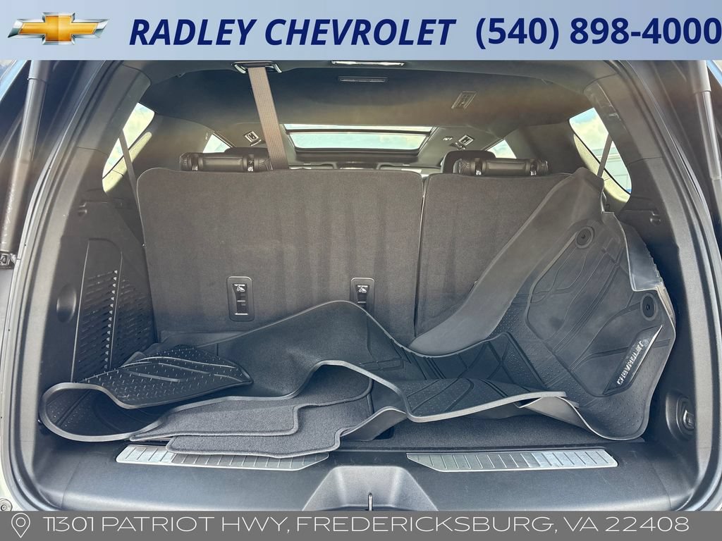 Used 2024 Chevrolet Tahoe RST w/ Luxury Package AWD/4WD image 15