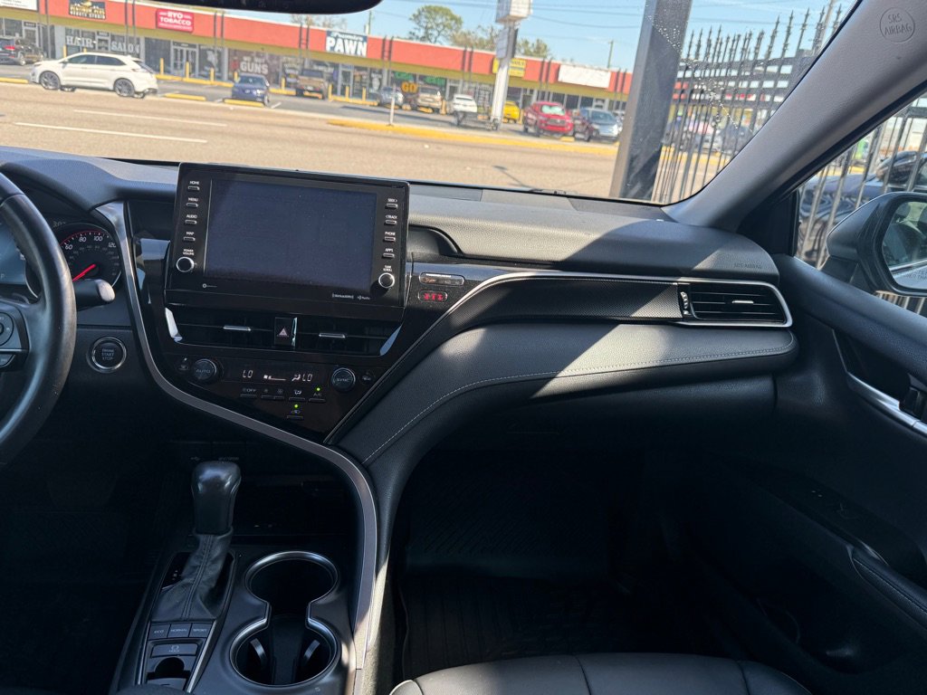 Used 2023 Toyota Camry XSE image 39