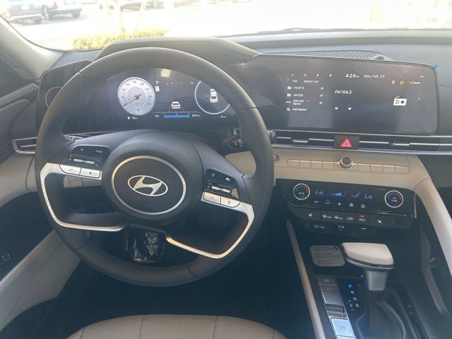 New 2026 Hyundai Elantra Limited image 21