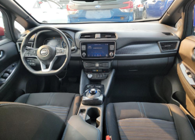 Certified 2024 Nissan Leaf SV Plus FWD image 12