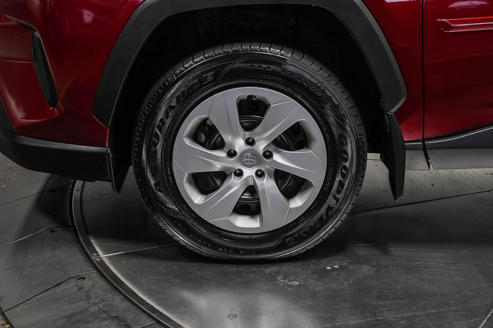 Certified 2023 Toyota RAV4 LE FWD image 10
