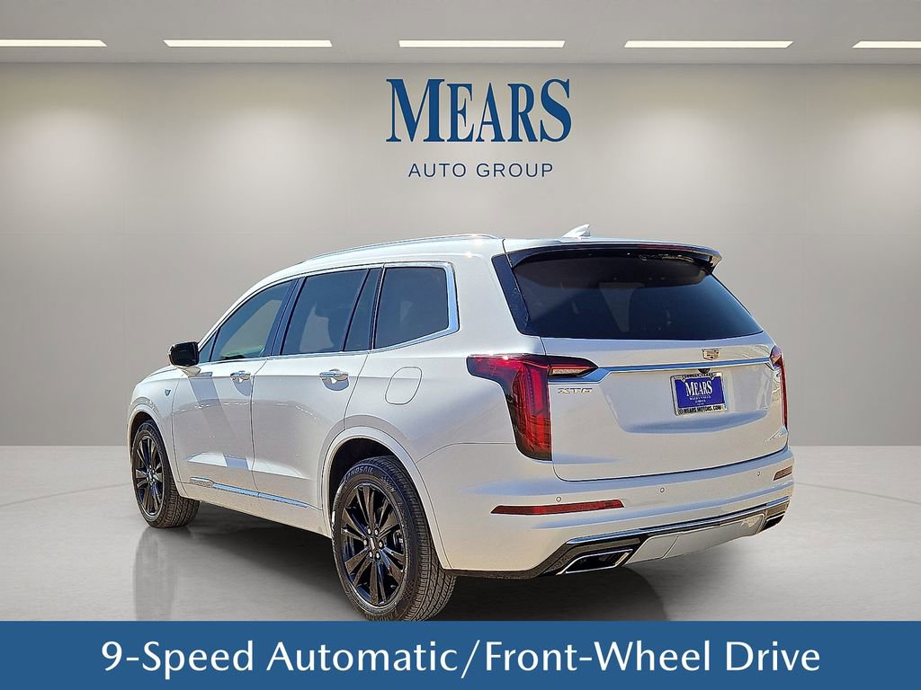 Used 2023 Cadillac XT6 Premium Luxury FWD image 4