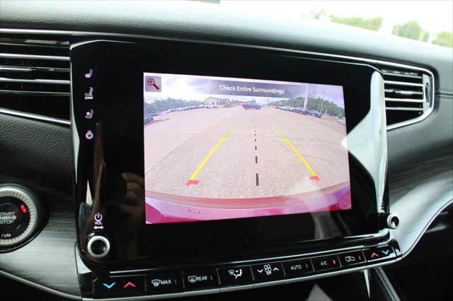 Certified 2024 Jeep Wagoneer Series II w/ Flexible Seating Group image 26