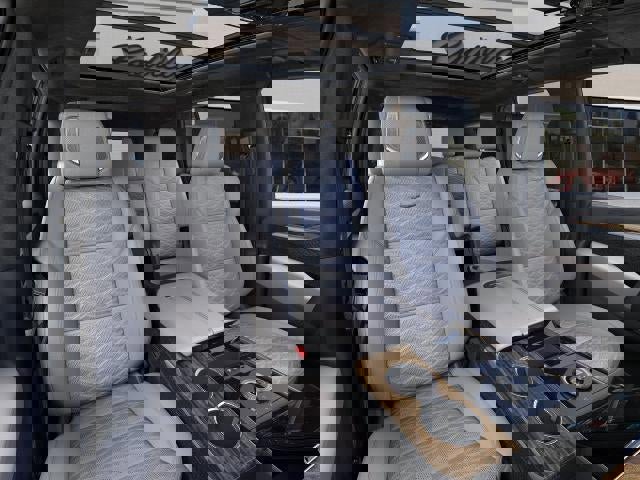 New 2026 Cadillac Escalade Platinum Luxury w/ LPO, Radiant Package image 16