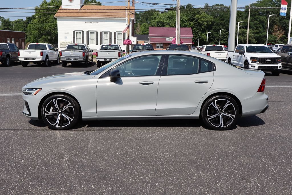 Used 2024 Volvo S60 B5 Core AWD/4WD image 18
