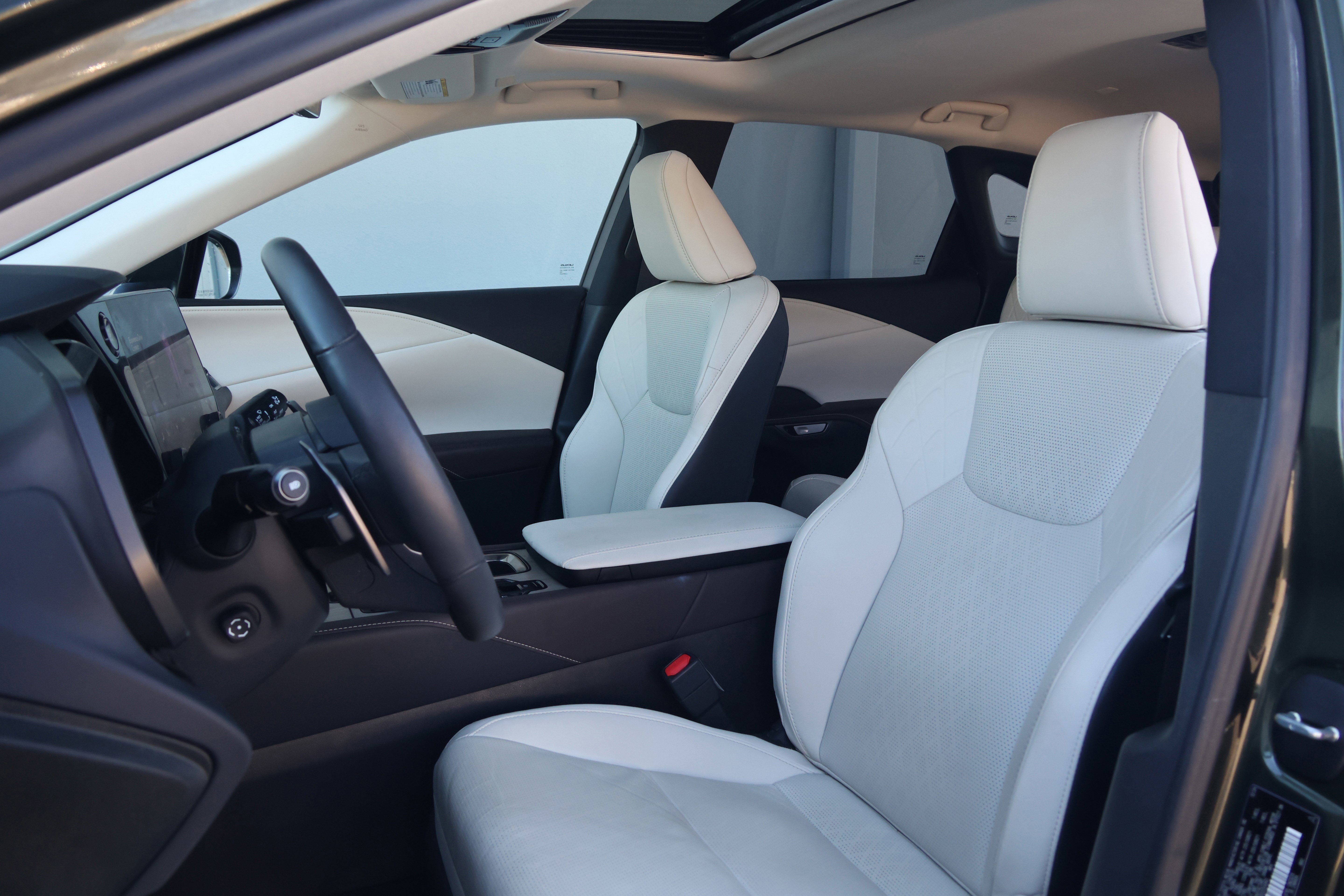 Certified 2025 Lexus RX 350 Premium Plus w/ Convenience Package image 33