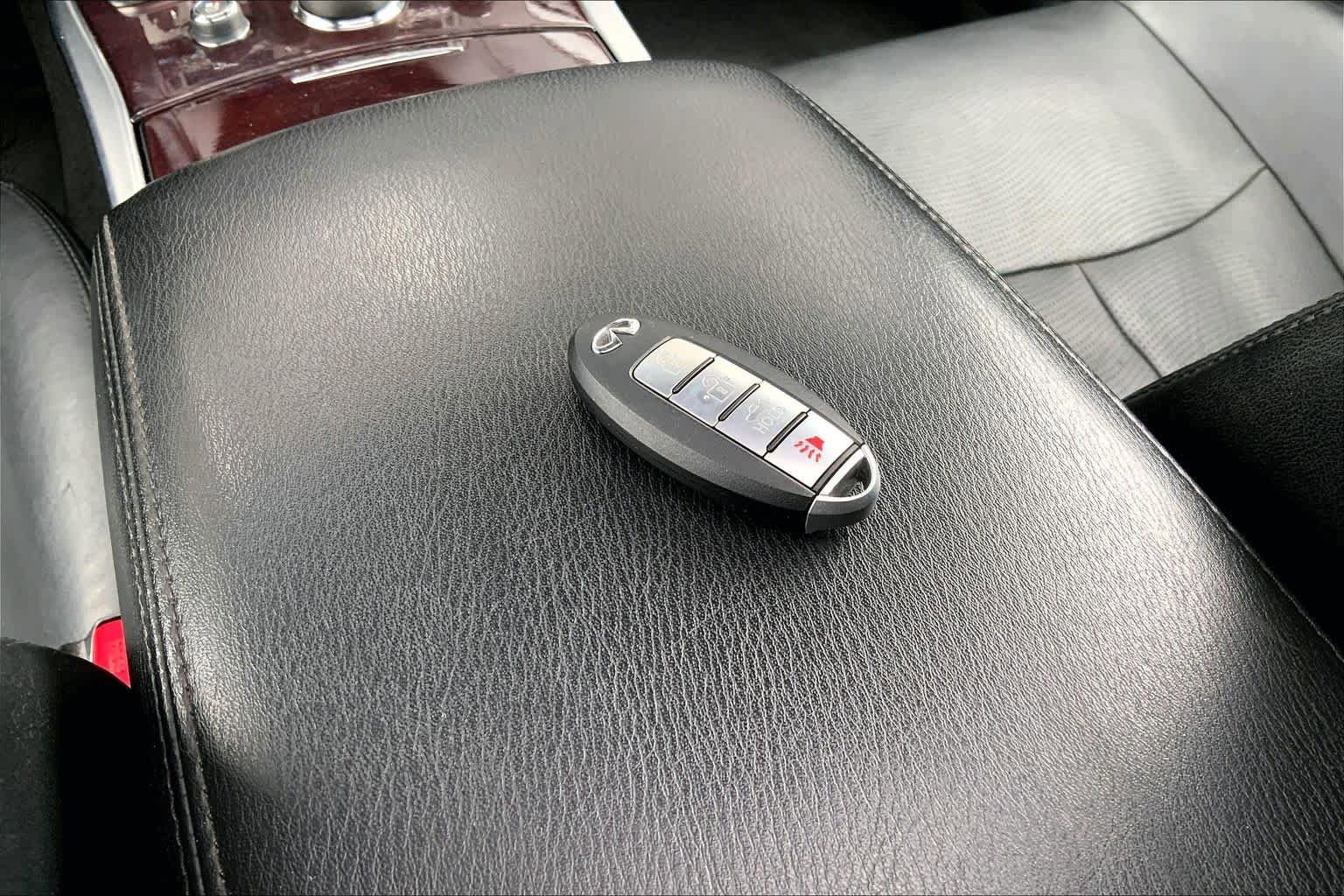 Used 2019 INFINITI Q70 L 3.7 AWD/4WD image 15