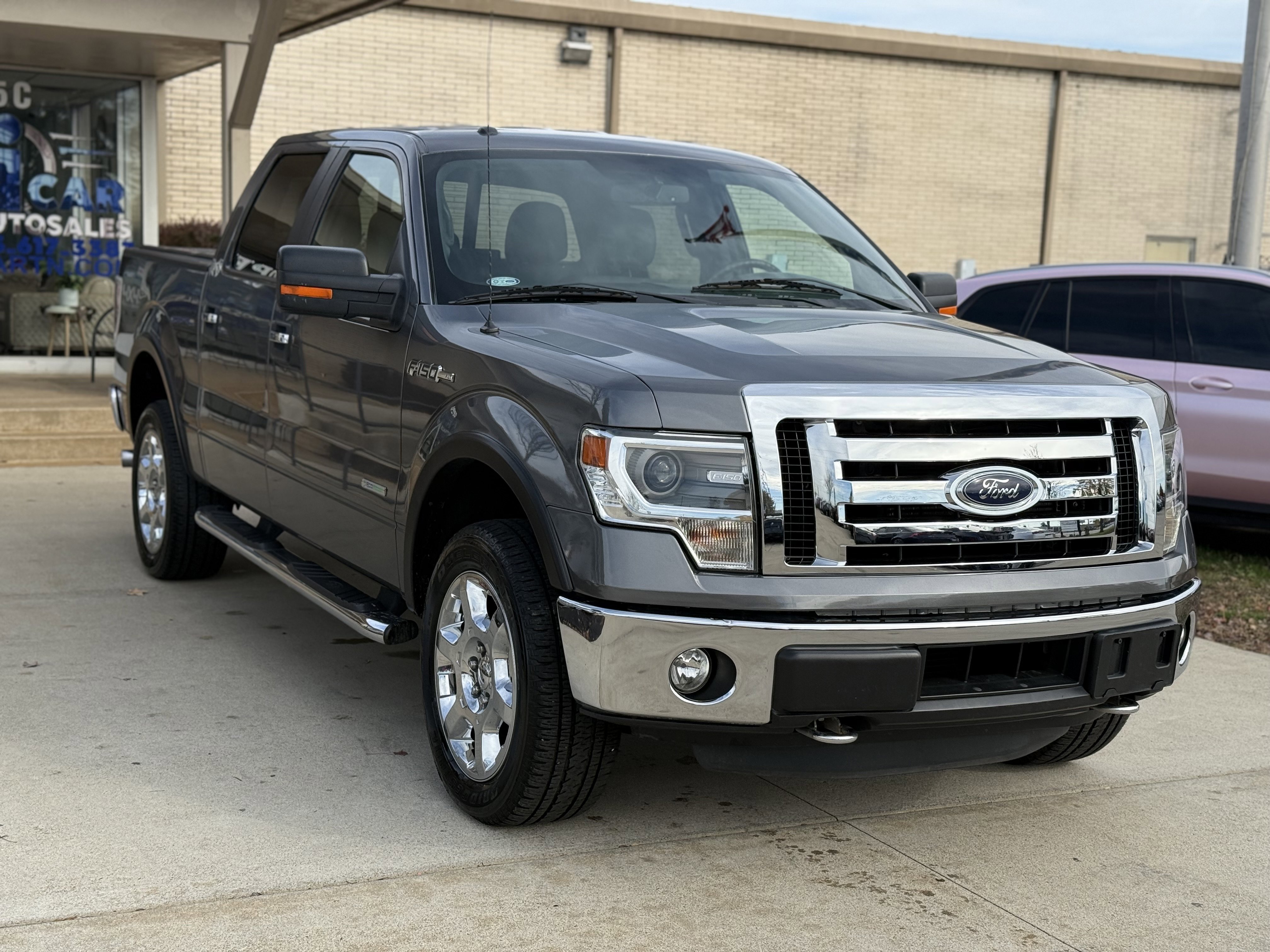 Used 2014 Ford F150 XLT w/ Equipment Group 302A Luxury image 3