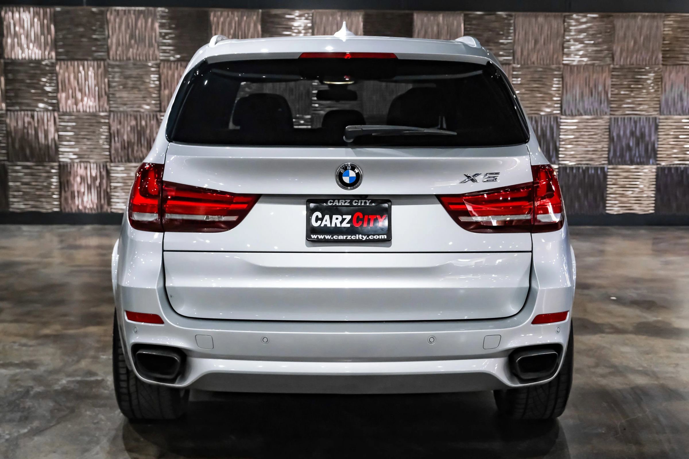Used 2018 BMW X5 xDrive50i AWD/4WD image 9