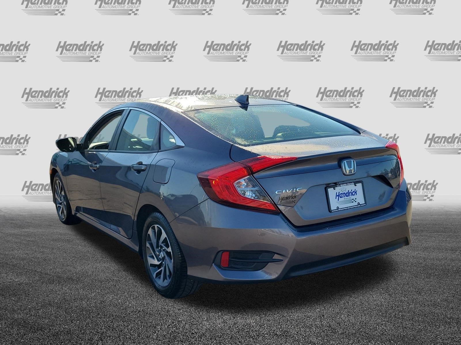 Used 2017 Honda Civic EX image 5