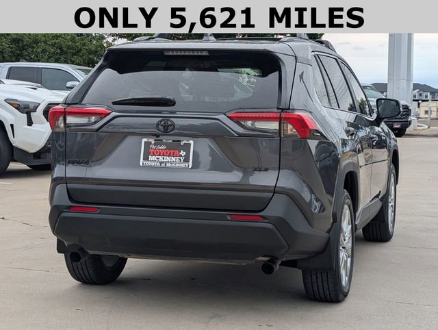 Used 2025 Toyota RAV4 XLE Premium FWD image 4