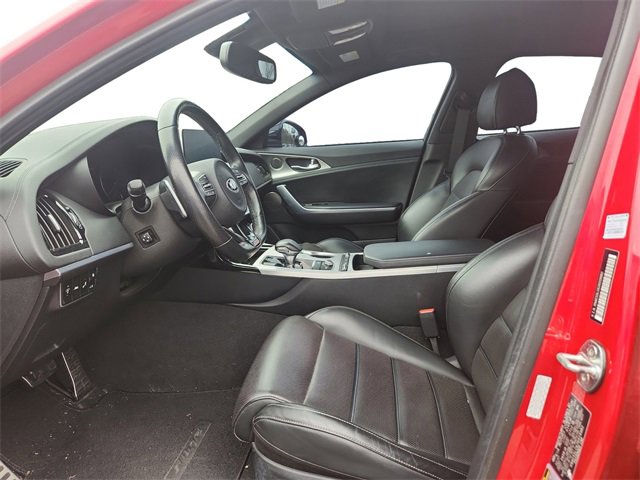 Used 2018 Kia Stinger GT2 image 10