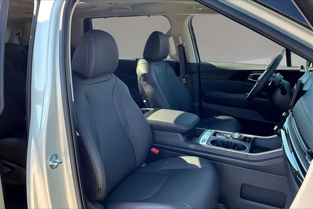 New 2027 Kia Carnival SX Prestige FWD image 11