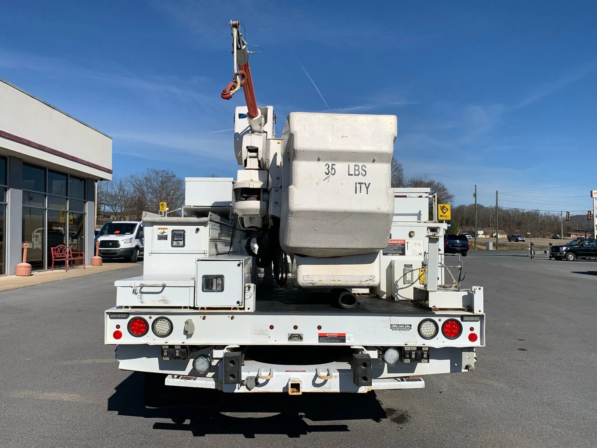 Used 2016 Ford F550 XL 165  W.B. 2D image 6