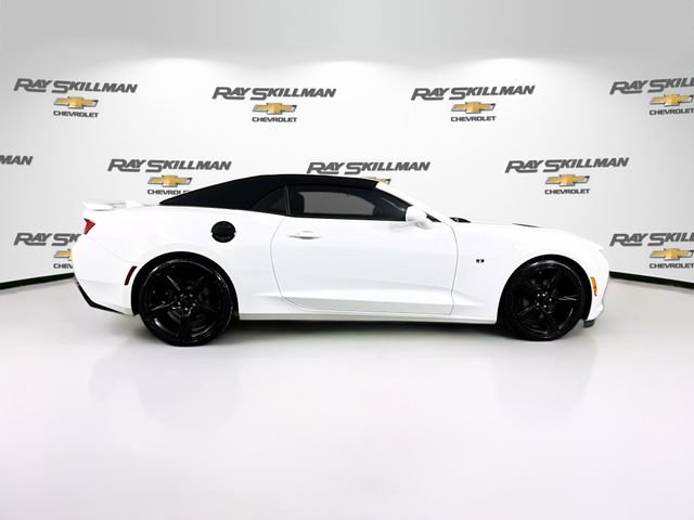 Used 2018 Chevrolet Camaro SS image 8